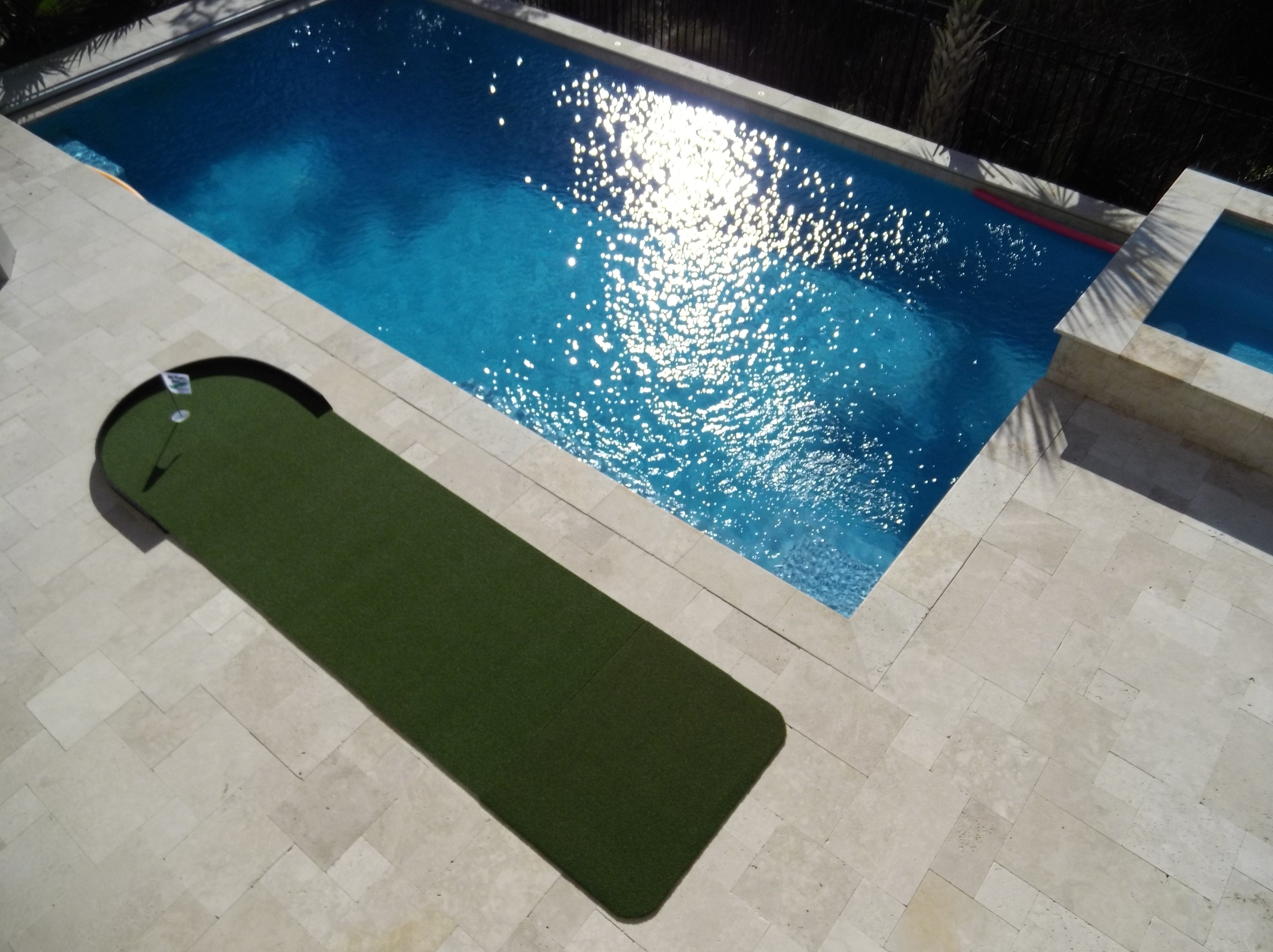 Commander Patio Series Putting & Chipping Green (4′ x 15′)