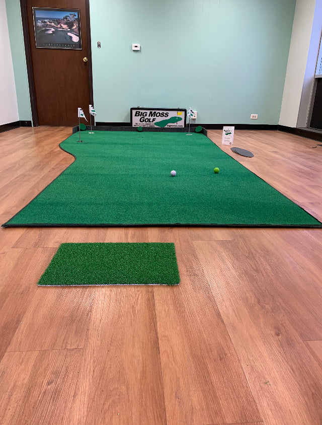 Country Club 610 Putting Green